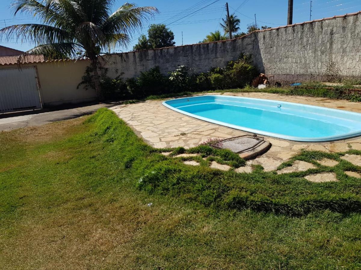 Otima Casa Caldas Novas 2 Km Do Centro Para Ate 14 Pesssoas Com Piscina Aquecida, Churrrasqueira, Wifi ภายนอก รูปภาพ