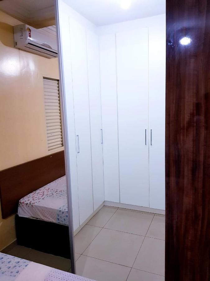 Otima Casa Caldas Novas 2 Km Do Centro Para Ate 14 Pesssoas Com Piscina Aquecida, Churrrasqueira, Wifi ภายนอก รูปภาพ